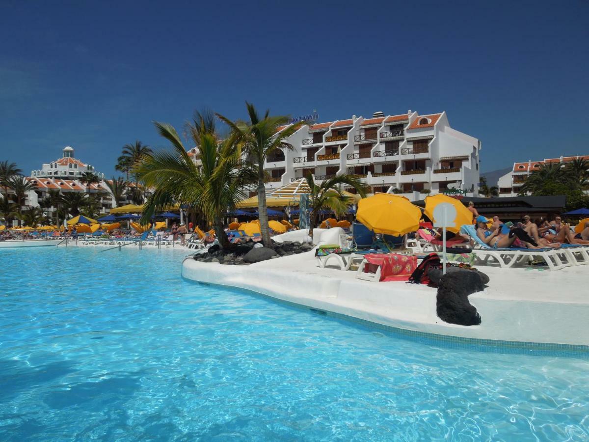 Two Bedroom Beachfront Apartment No 3 With Sea-View, Heated Pool, Close To The Sea Arona (Tenerife) Exterior photo